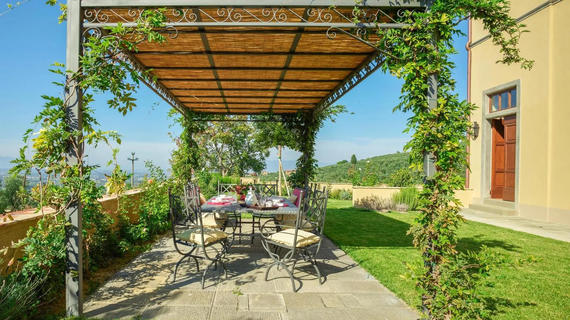 Casa Lionardo Villa Vinci 0*,  Italy